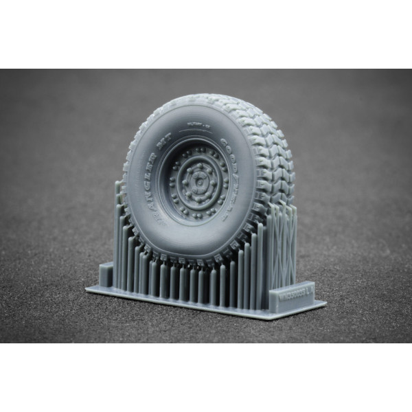 HMMWV MT 24-bolt Sagged wheel set  "ICM, Academy" (3D Print) 1/35 ScaleX WM 35003S
