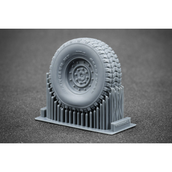 HMMWV MT 12-bolt Sagged  wheel set "ICM, Academy" (3D Print) 1/35 ScaleX WM 35004S