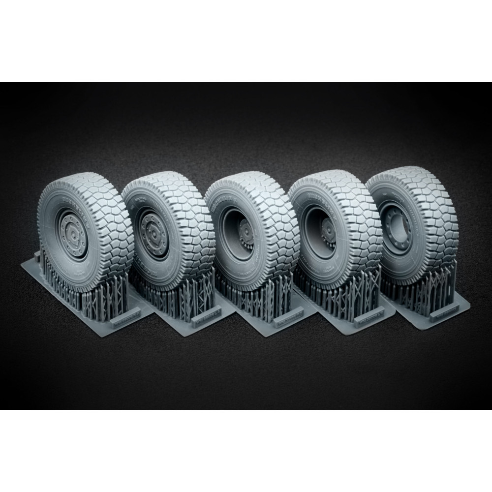 KOZAK 2 Wheel Set "ICM" (3D Print) 1/35 ScaleX WM 35006