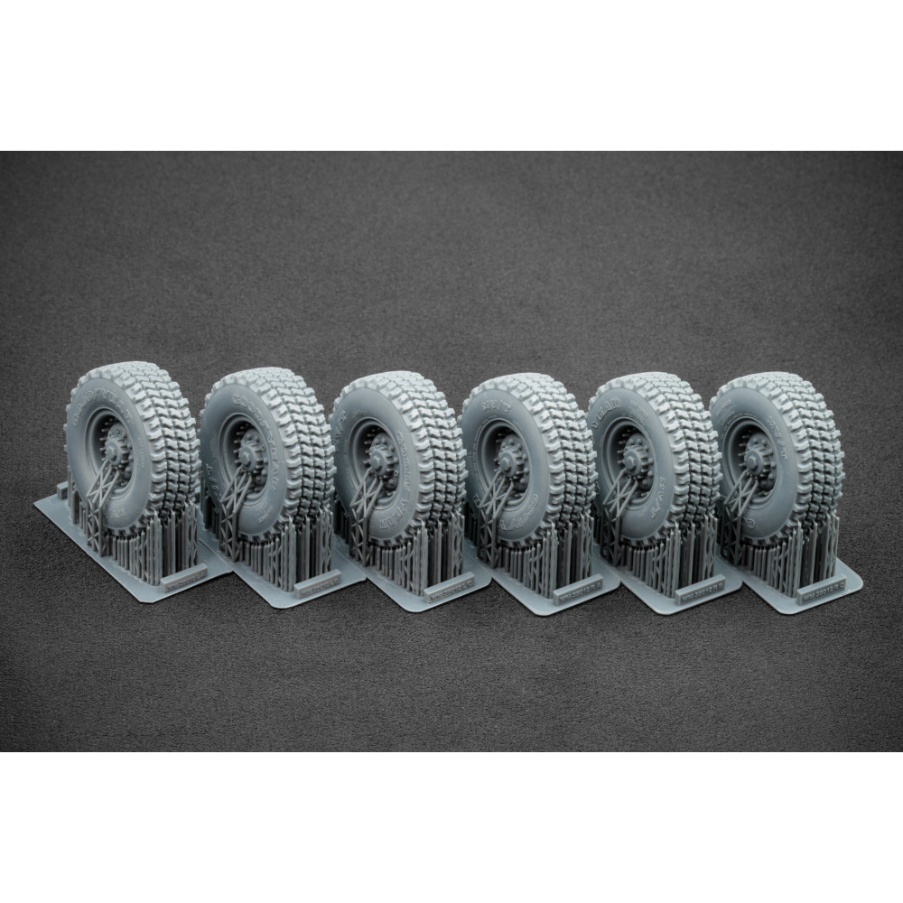 HIMARS V2 - Ordinary wheel set "Trumpeter" (3D Print) 1/35 ScaleX WM 35012