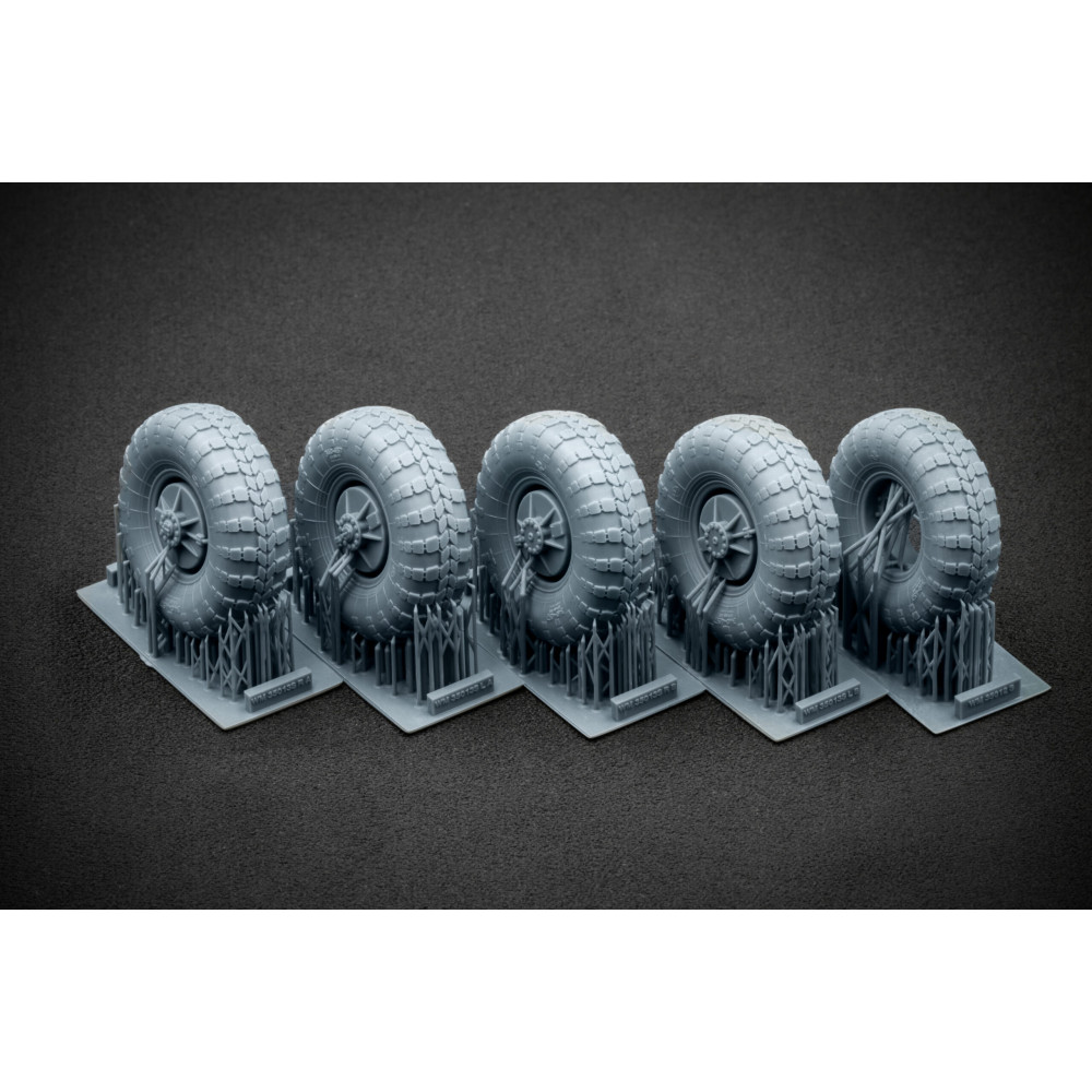 BRDM 2 Sagged wheel set  "Trumpeter" (3D Print) 1/35 ScaleX WM 35013S