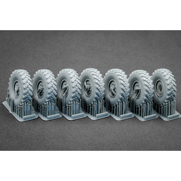 ZIL 131 Sagged wheel set "ICM" (3D Print) 1/35 ScaleX WM 35017S