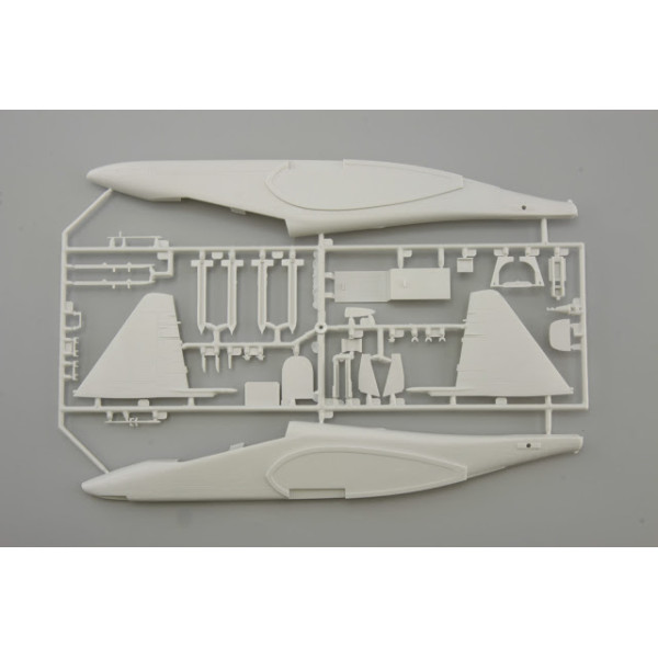 Su-25 UM  1/48 Smer 0858