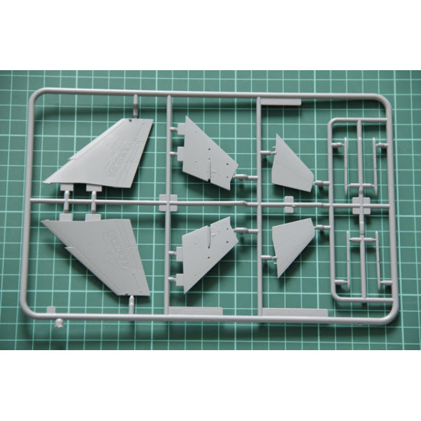 Літак винищувач французький Mirage F.1B 1/72 Special Hobby 72291
