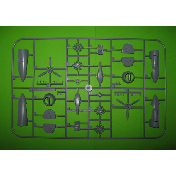 A-20B/C "Boston with UTK-1 Turret"  1/72 Special Hobby 72337