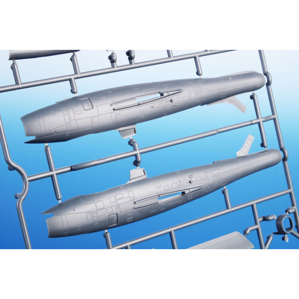 F-84F Thunderstreak ‘US Swept-wing Thunder’ 1/72 Special Hobby 72395