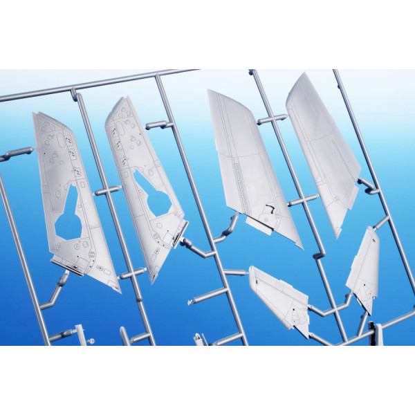 F-84F Thunderstreak ‘US Swept-wing Thunder’ 1/72 Special Hobby 72395