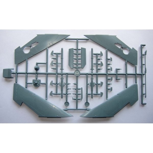 Lightning F.3  1/72 Sword Models 72082