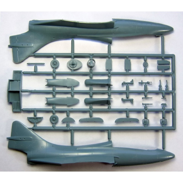 F9F-8T/TA-9J  Cougar/Twogar 1/72 Sword Models 72101