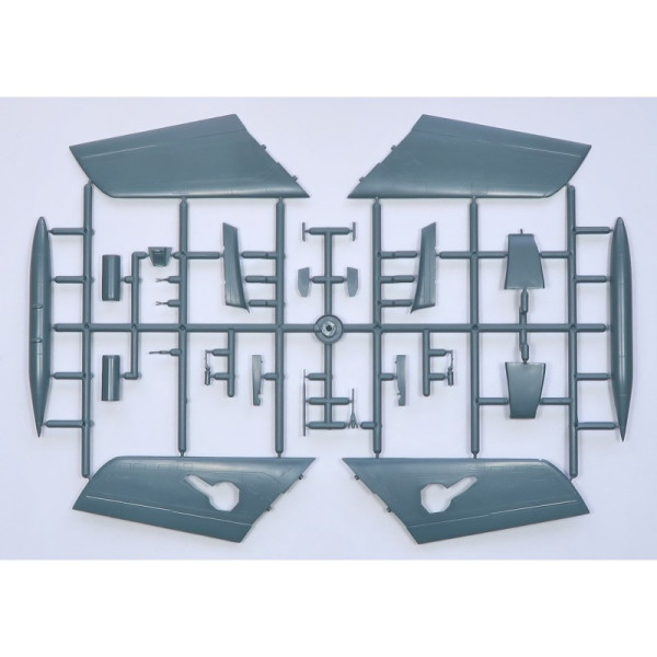 F-84F Thunderstreak  1/72 Sword Models 72146