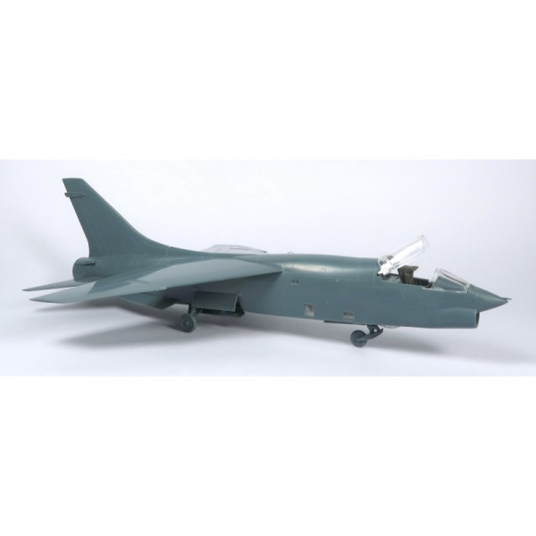 RF-8G Photo-Recon Crusader over Vietnam  1/72 Sword Models 72150