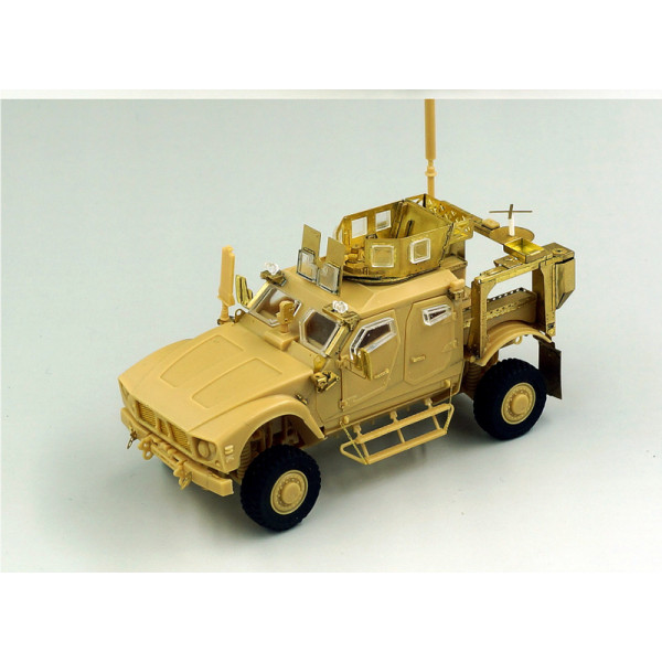 M1240A1 M-ATV - Протимінний броньований автомобіль 1/72 T-Model 72A05