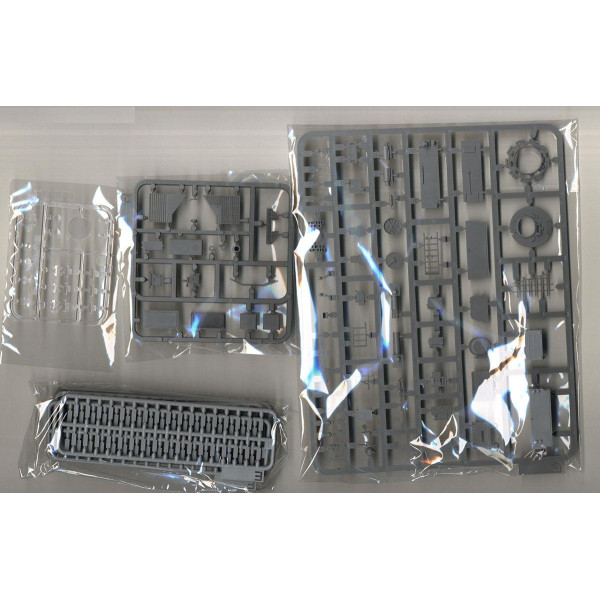 British MBT Chieftain Mk.2  1/35 Takom 2040