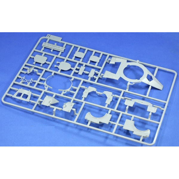 French Light Armored Car AML-60  1/35 Takom 2084