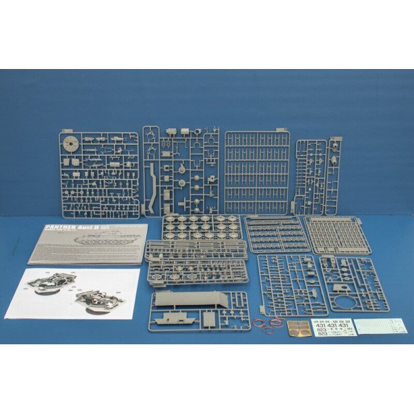 Pz.Kpfw.V Panther Ausf.D Early / Mid (full interior) 1/35 Takom 2103