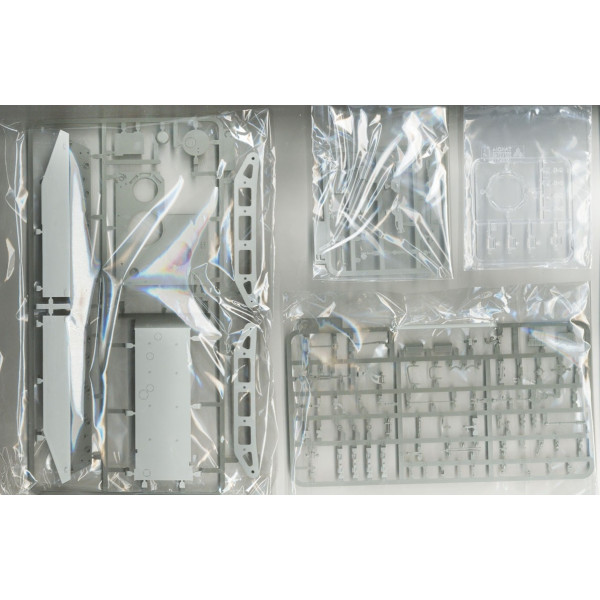 FV432 Mk2/1 British APC with Interior 1/35 Takom 2148