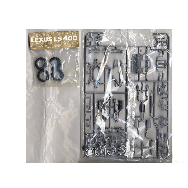 Lexus LS400  1/24 Tamiya 24114