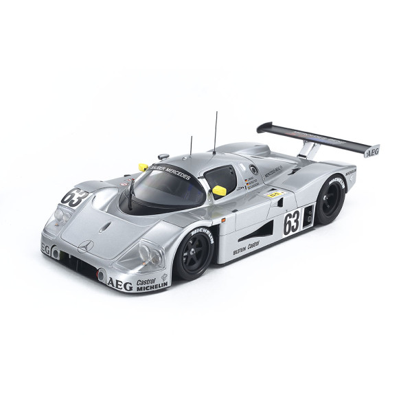 Модель автомобіля - 1989 Sauber-Mercedes C9 1/24 Tamiya 24359