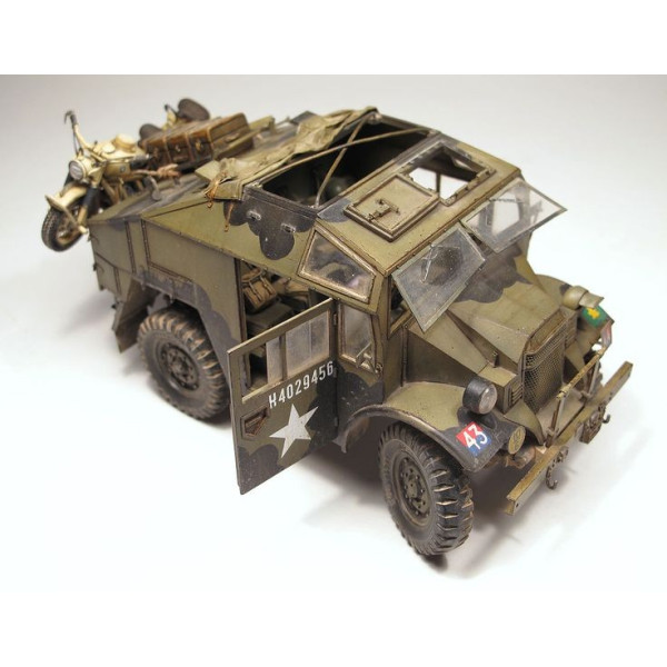 Британський польовий тягач гармат 25 Tamiya 35044