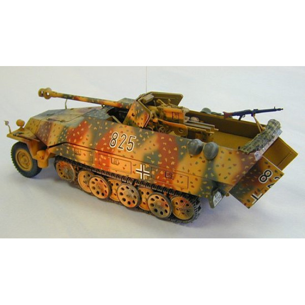 Німецький бронетранспортер SdFfz.251 / 9 Kanonenwagen Tamiya 35147