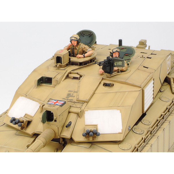 Збірна модель - Challenger 2  (пустельна версія) - британський танк  1/35 Tamiya 35274