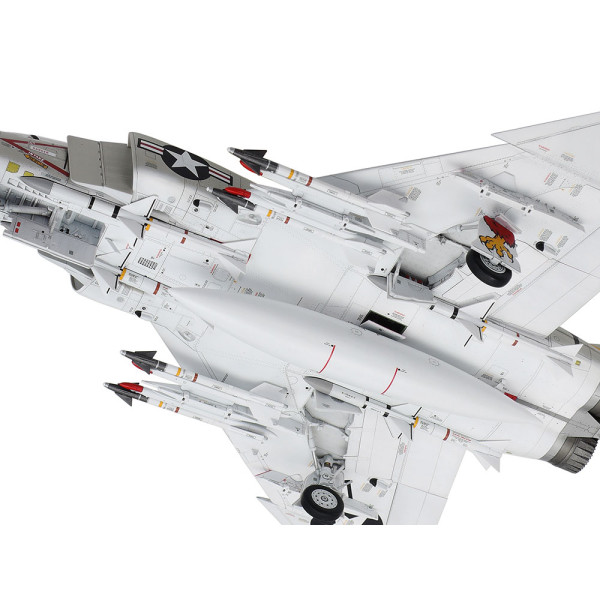 F-4B Phantom II McDonnell Douglas - американський винищувач   1/48 Tamiya 61121