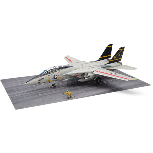 F-14A Tomcat (пізній) з фігурами  - американський винищувач   1/48 Tamiya 61122