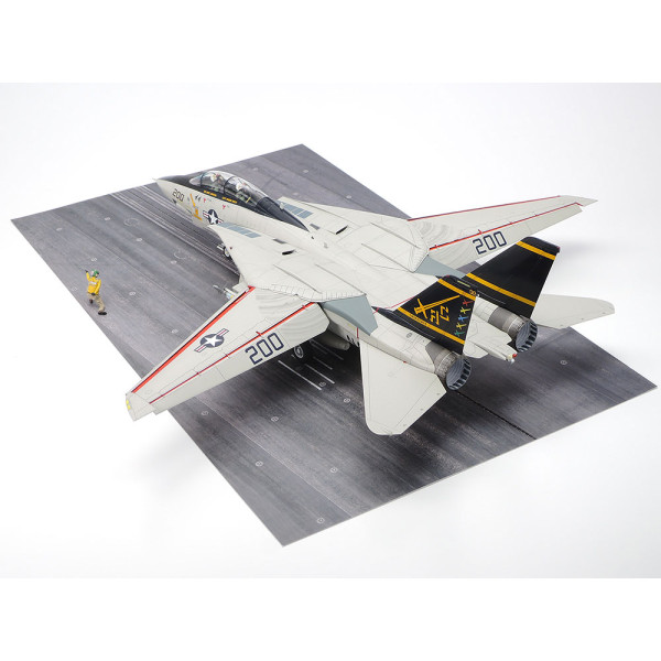 F-14A Tomcat (пізній) з фігурами  - американський винищувач   1/48 Tamiya 61122