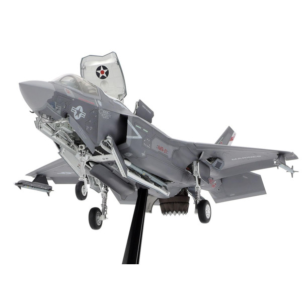 LOCKHEED F-35 B LIGHTNING II  1/48 Tamiya 61125