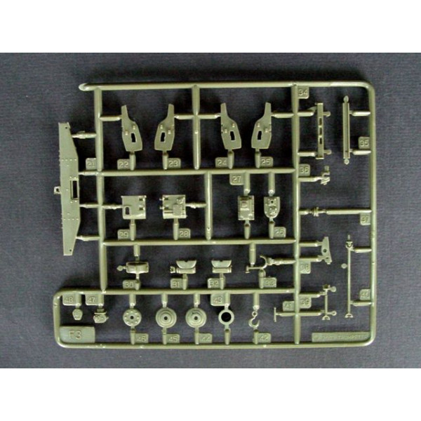 ЗІЛ 157 з ракетою С-75 (SAM-2) 1/35 Trumpeter 00204