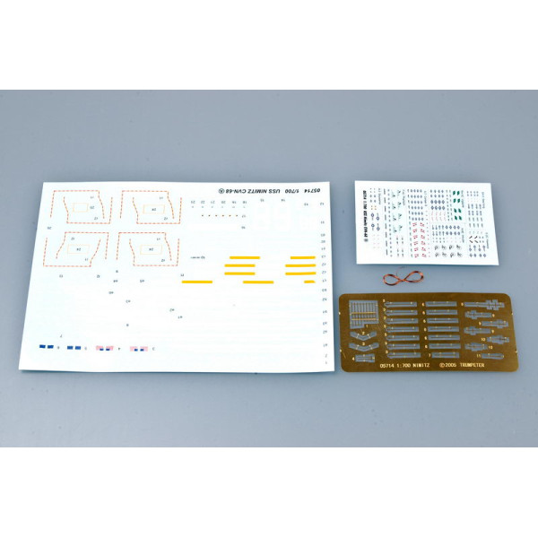 Авіаносець U.S.CVN68 NIMITZ 1/700 Trumpeter 05714