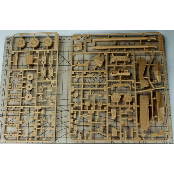 Tank destroyer AMX-10RCR 1/35 Tiger Model 4602