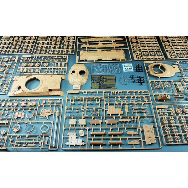 French AMX-30 B2 Brennus MBT 1/35 Tiger Model 4604