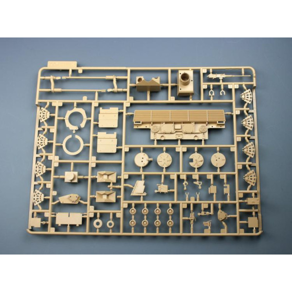 Leopard II Revolution II German MBT 1/35 Tiger Model 4628