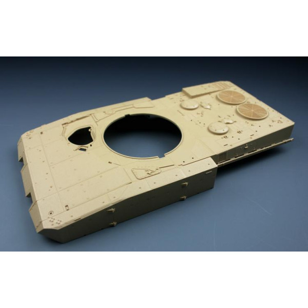 Leopard II Revolution II German MBT 1/35 Tiger Model 4628