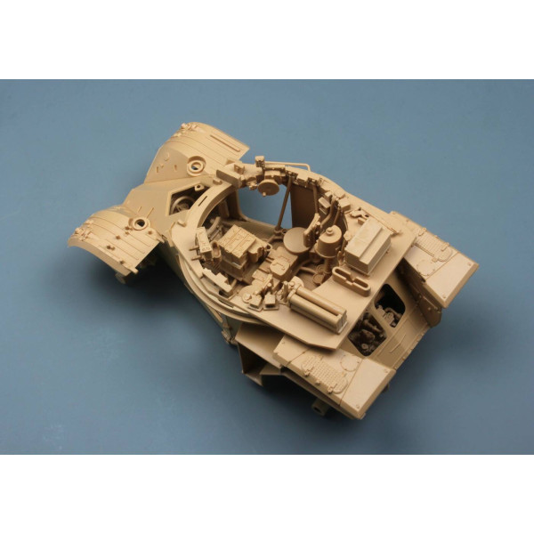 PANHARD AML-90 1/35 Tiger Model  4635