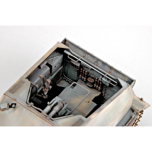 German Pz.Sfl. IVa “Dicker Max” 1/35 Trumpeter 00348