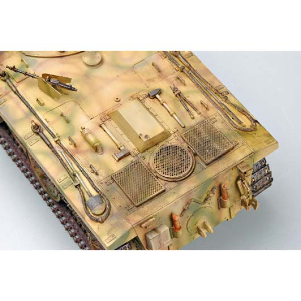 Німецький експерементальний танк E-10 1/35 Trumpeter 00385