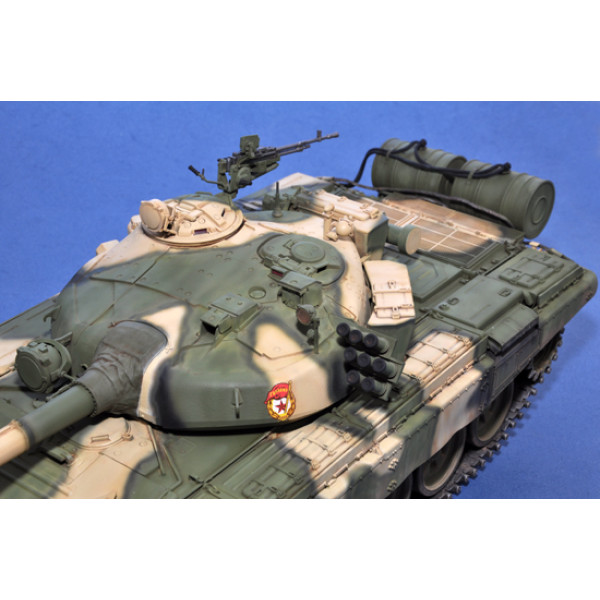 Російський T-72Б БBT 1/16 Trumpeter 00924