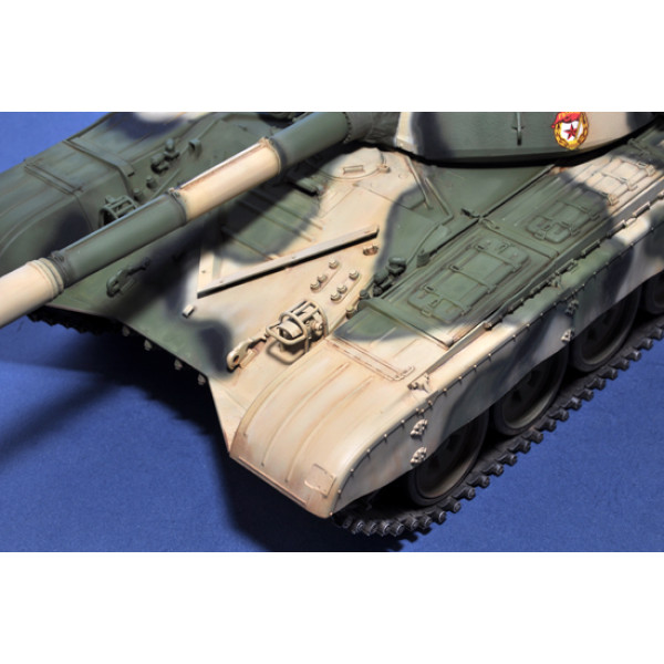 Російський T-72Б БBT 1/16 Trumpeter 00924