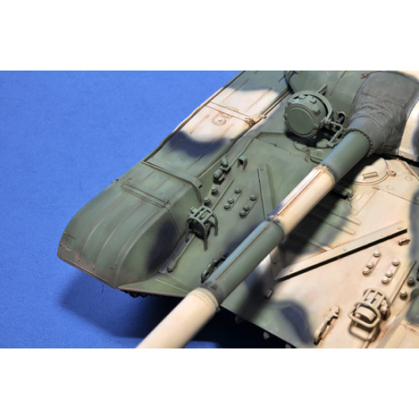 Російський T-72Б БBT 1/16 Trumpeter 00924