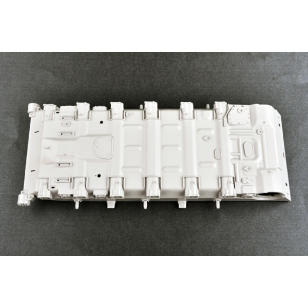 Російський T-72Б БBT 1/16 Trumpeter 00924