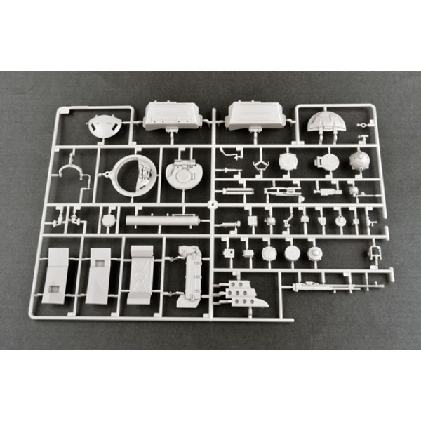 Російський T-72Б БBT 1/16 Trumpeter 00924