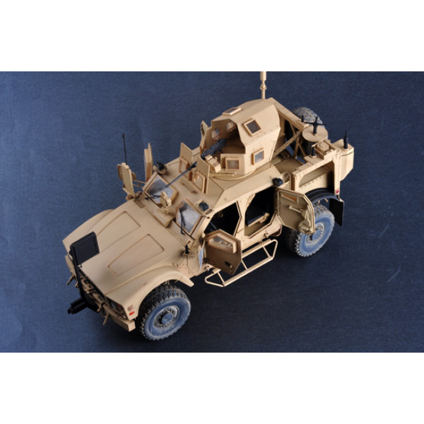 Американський бронеавтомобіль M-ATV MRAP 1/16 Trumpeter 00930