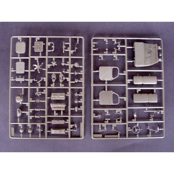 Радянська вантажівка ЗІЛ-157K 1/35 Trumpeter 01003