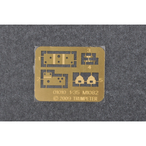 M1082 LMTV Trailer  1/35 Trumpeter  01010