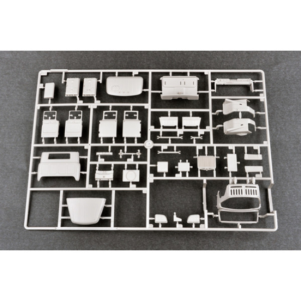 Russian Zil-131V towed PR-11 SA-2 Guideline 1/35 Trumpeter 01033
