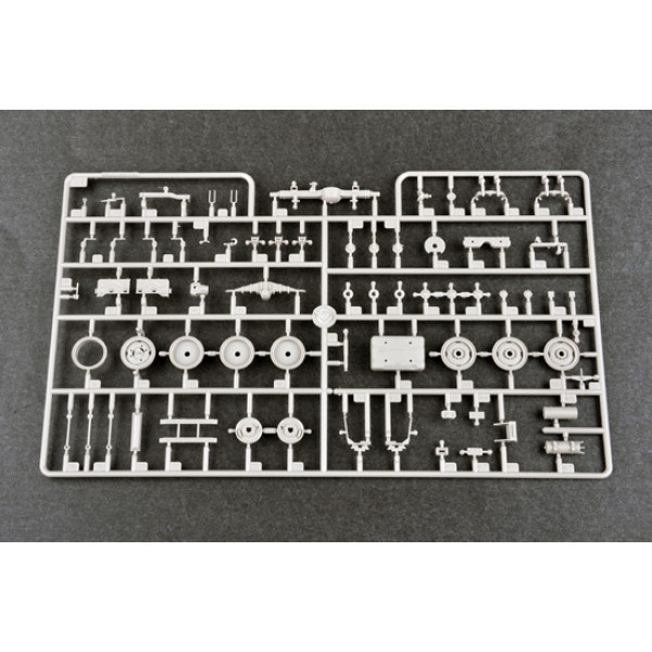 Russian Zil-131V towed PR-11 SA-2 Guideline 1/35 Trumpeter 01033