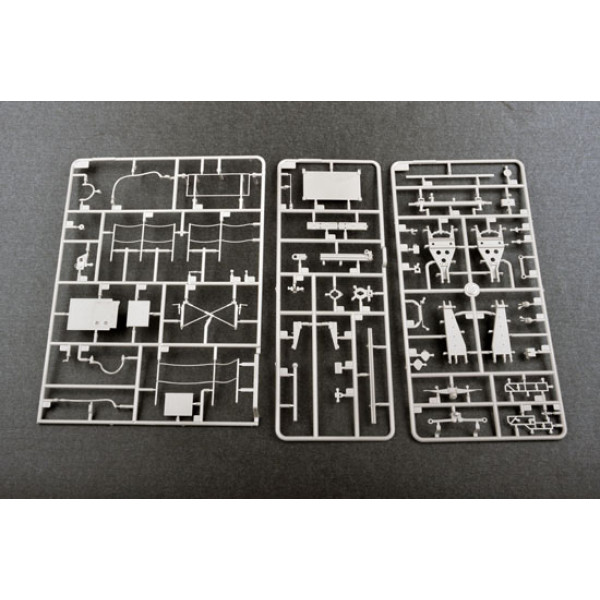 American missile system MIM-104F Patriot (PAC-3) 1/35 Trumpeter 01040