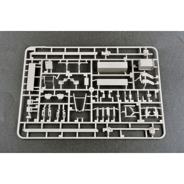 THAAD missile defense system  1/35 Trumpeter  01054